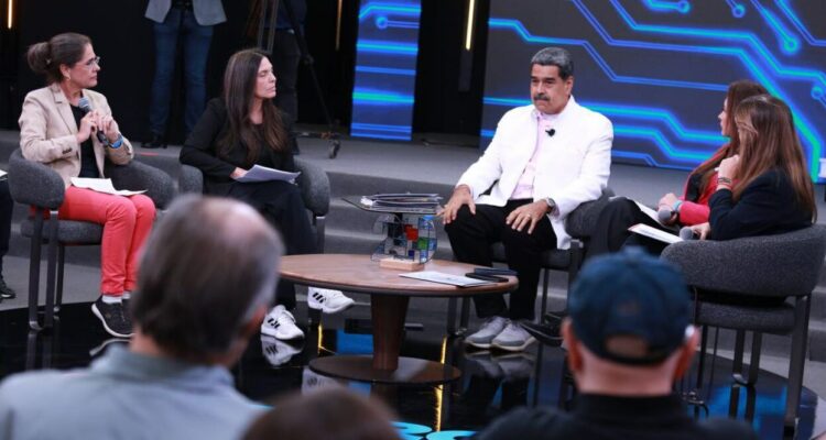 Presidente Maduro: primer trimestre del año cerró con crecimiento económico del 7,71 % 1 Maduro
