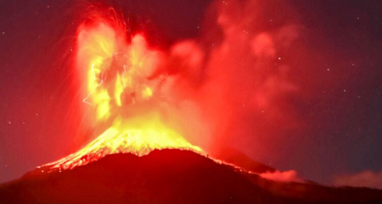Rusia: Siete volcanes despertaron tras terremoto de magnitud 8,8 1 volcanes