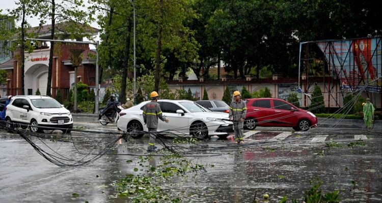 Al menos tres muertos en Vietnam por impacto de tifón Kajiki 1 Tifon en Vietnam