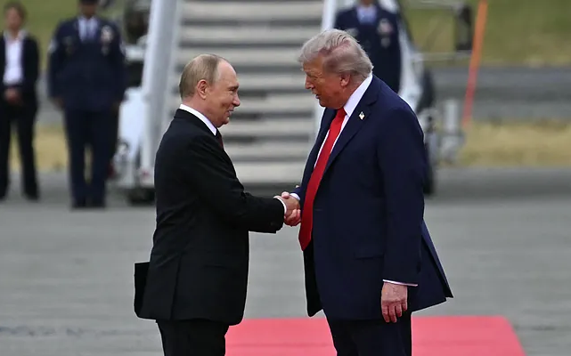 Trump anunció que se reunirá con Putin en Budapest para negociar fin de guerra en Ucrania 1 Trump. Putin
