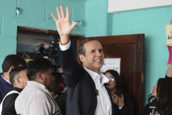 ¡Tras sorpresivo resultado! Vencedor de primera vuelta prometió liberalización en Bolivia 5 Tuto Quiroga