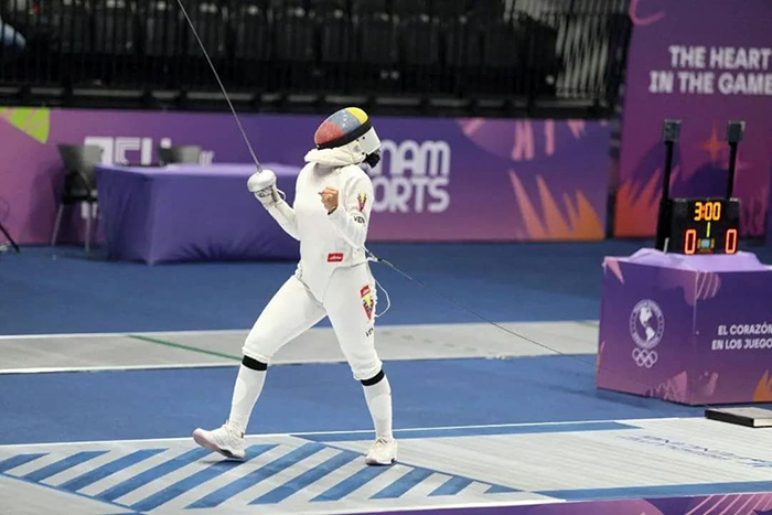 Victoria Guerrero obtuvo medalla de oro en espada individual femenina 2 Victoria Guerrero consigue oro en espada individual femenina2