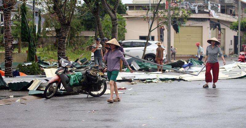 Al menos tres muertos en Vietnam por impacto de tifón Kajiki 2 Vietnam danos por tifon