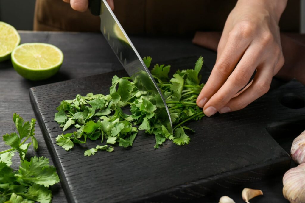 El cilantro: beneficios, propiedades antiinflamatorias y un ansiolítico natural 2 cilantro