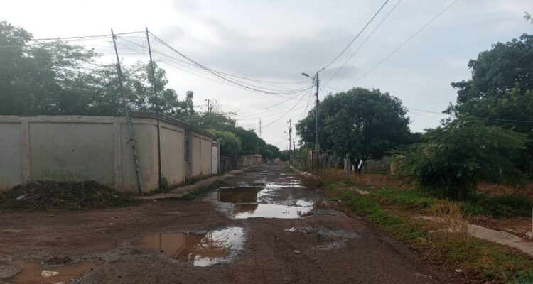 Santa Cruz de Mara: Habitantes de los sectores Bello Monte y Jagüeycito reportan crisis vial 1 Santa Cruz de Mara