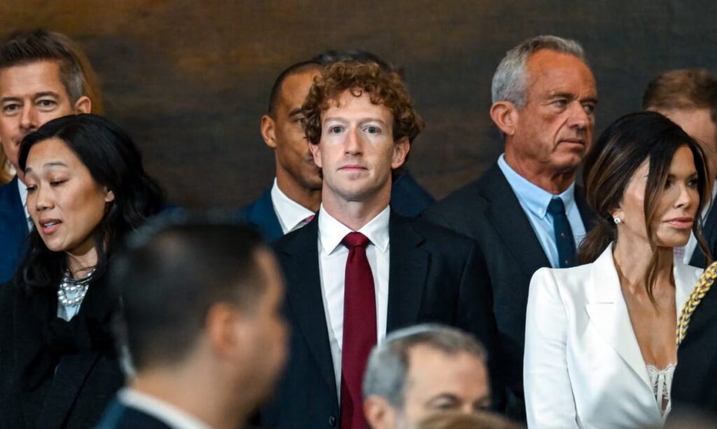 El Bunker de Zuckerberg: cómo el magnate transformó un barrio de élite en su fortaleza personal 2 Zuckerberg