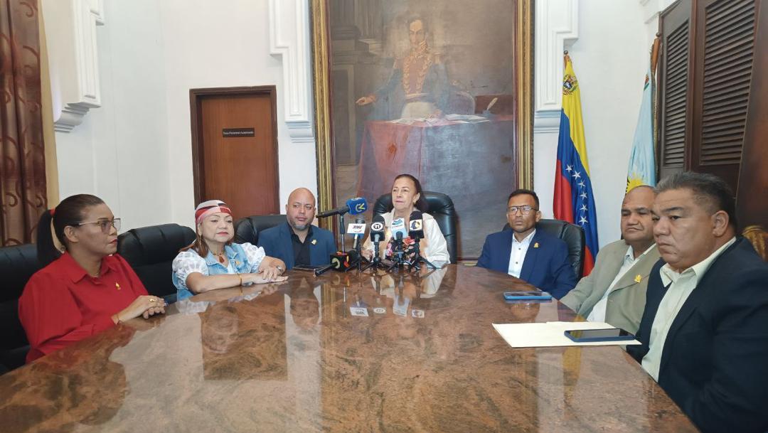 Parlamentarios del CLEZ rechazan acciones intervencionistas de EE.UU. y ratifican respaldo a Nicolás Maduro 3 WhatsApp Image 2025 08 12 at 3.46.13 PM 2