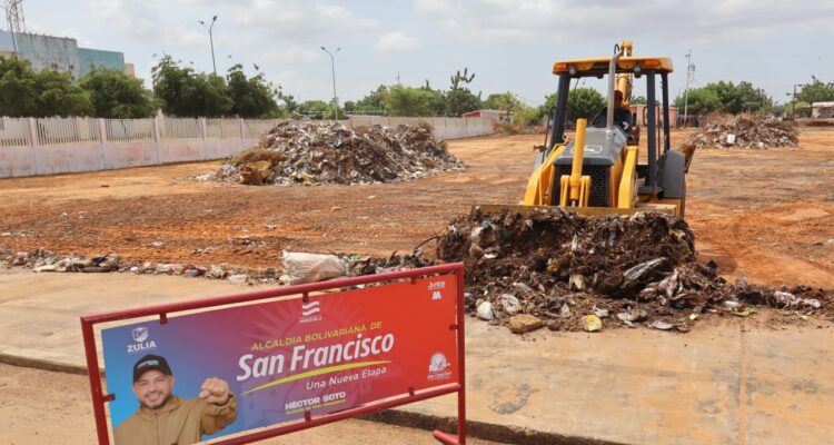 Alcaldía Bolivariana de San Francisco da respuesta inmediata al problema de la basura en José Domingo Rus 1 San Francisco