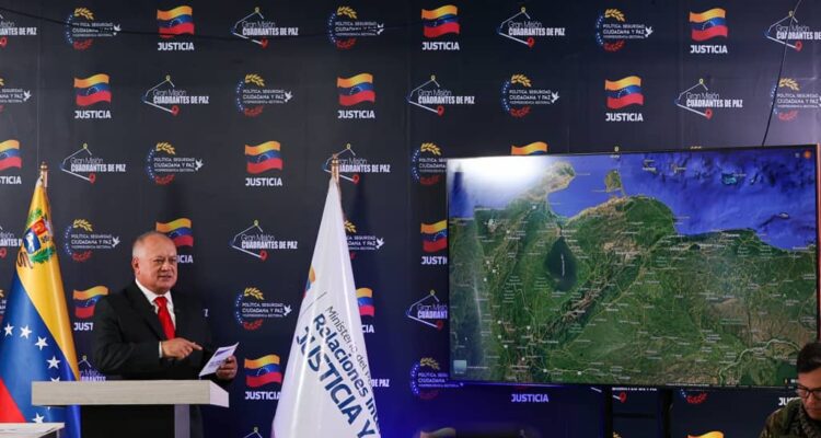 Diosdado Cabello: «FANB, PNB y pueblo se fusionan en un cuerpo orgánico para resguardar fronteras venezolanas» 1 Cabello