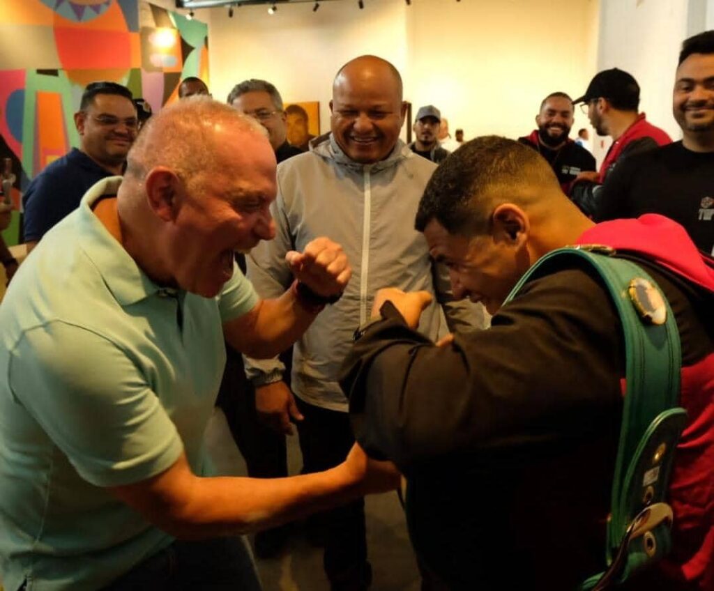 Alcalde Di Martino: «Campeón Mundial de boxeo Cañizales defenderá su título en Maracaibo» 3 WhatsApp Image 2025 08 26 at 10.32.21 AM 2