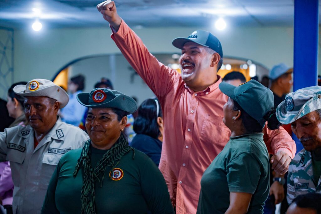 Gobernador Caldera se reunió con circuitos comunales de Valmore Rodríguez para cerrar ciclo de proyectos 2 WhatsApp Image 2025 08 28 at 10.27.11 AM 1