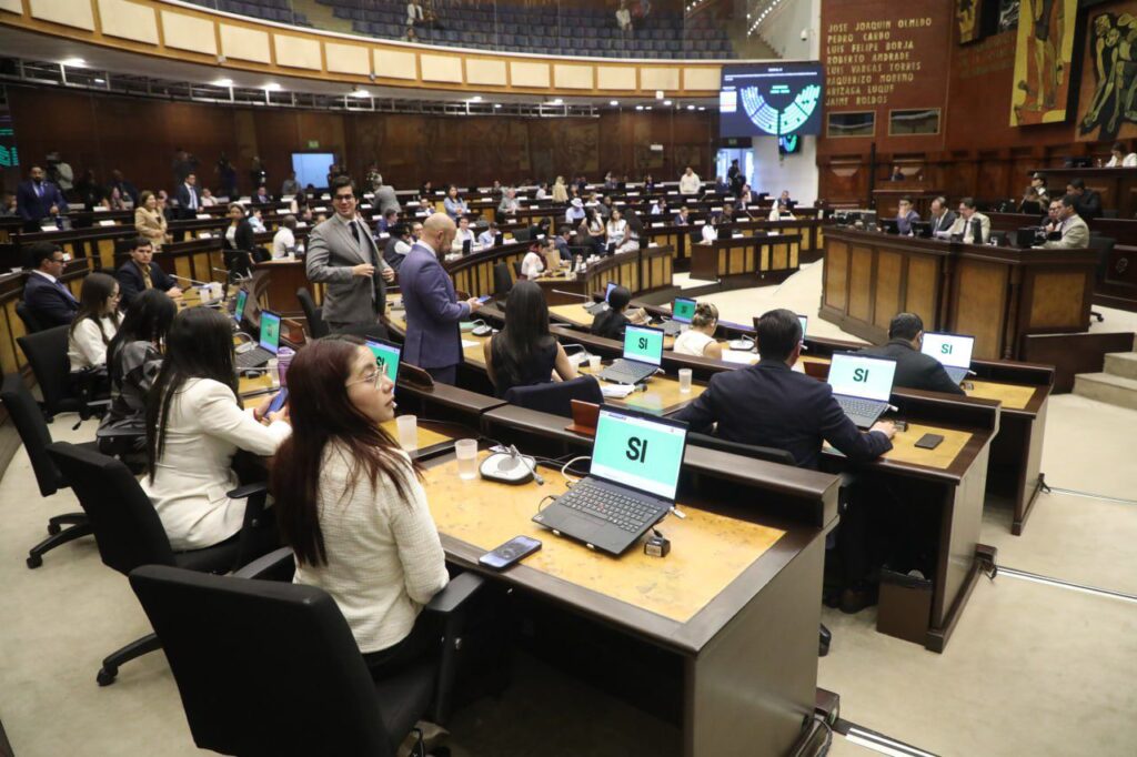 asamblea ecuador