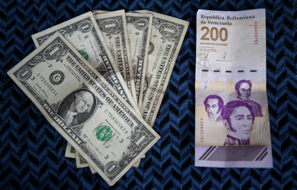 bolívares dólares