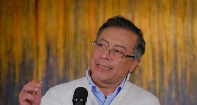 «Convocar elecciones»: Gustavo Petro envió un mensaje directo a Nicolás Maduro y María Machado 1 Petro