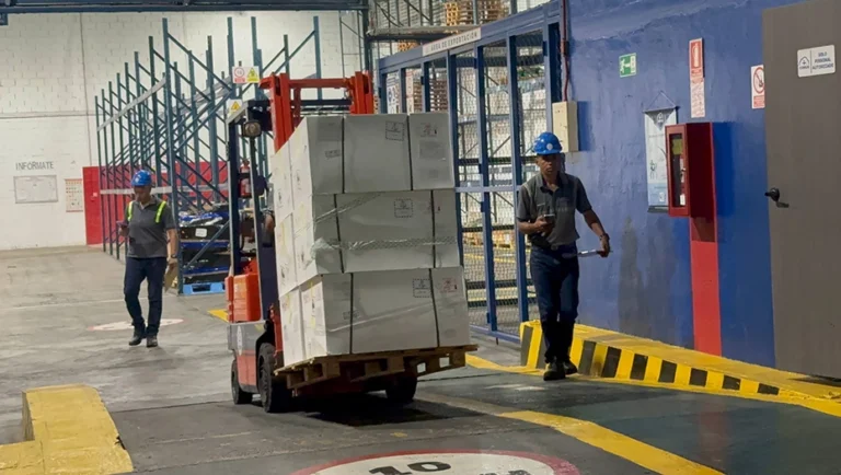 Venezuela recibió 226.000 dosis de vacunas contra la fiebre amarilla desde Rusia 2 Venezuela