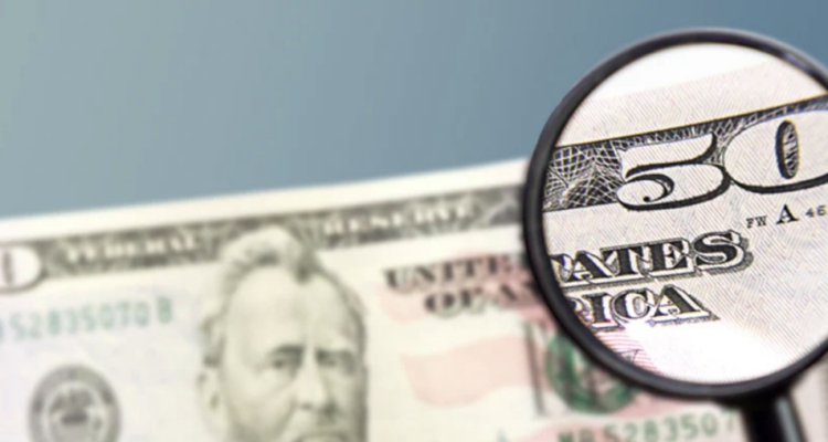 Falsificación de billetes: cómo cuidarse de uno de los efectos negativos de la dolarización 1 Dólar