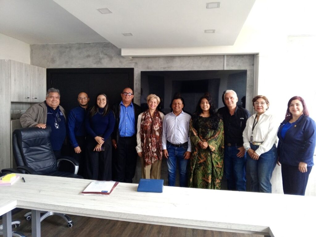 Alcaldía de Maracaibo e institutos tecnológicos analizaron oportunidades de becas educativas 2 IMG 20250909 WA0114
