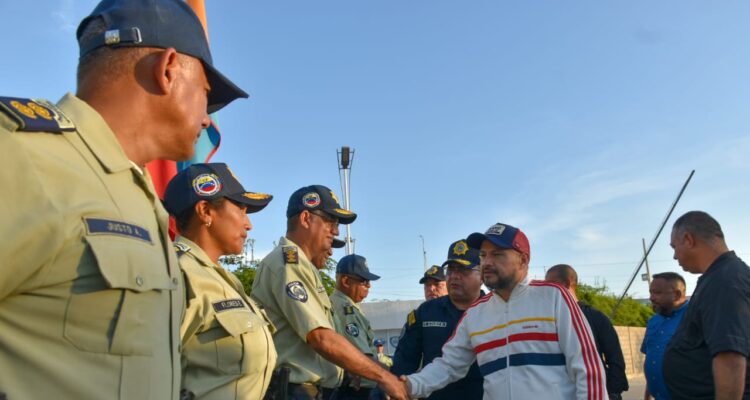 Alcalde Héctor Soto superviso instalaciones de Polisur y ajustó planes de protección 1 IMG 20250910 WA0049