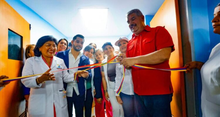 Gobernador Caldera inauguró dos pabellones y reactivó cinco cupos de UCI en el Hospital General del Sur 1 Caldera