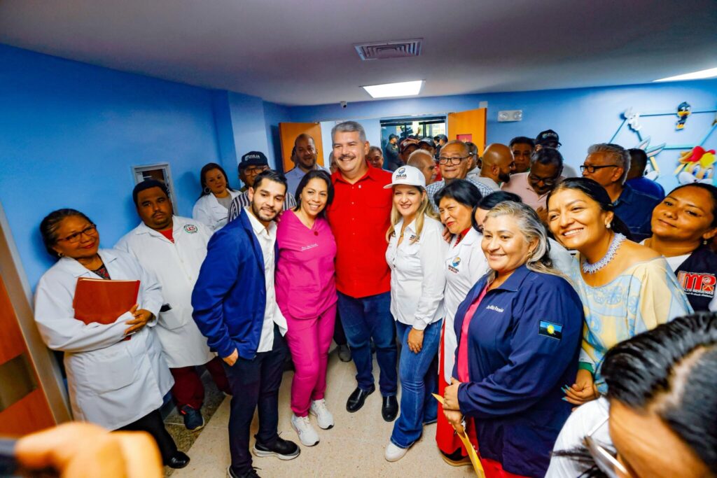 Gobernador Caldera inauguró dos pabellones y reactivó cinco cupos de UCI en el Hospital General del Sur 3 IMG 20250911 WA0058 2048x1366 1