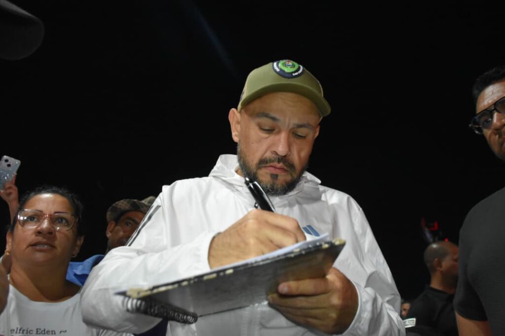 Alcalde Héctor Soto anunció la rehabilitación integral de la carretera vía Perijá 6 IMG 20250919 WA0093