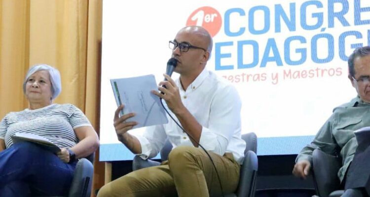 Ministro Rodríguez pidió no suspender clases por fechas culturales e históricas 1 Ministro
