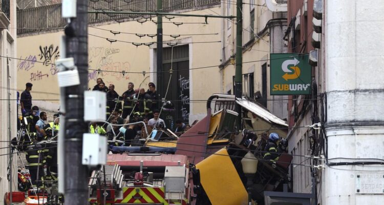 Qué se sabe del accidente del histórico funicular de Lisboa que dejó al menos 16 muertos 1 Lisboa