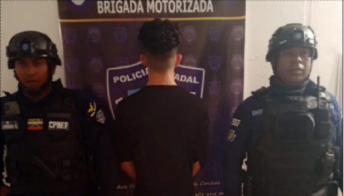 Agredió a su compañera
