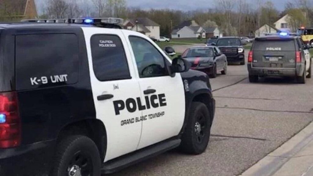 Cuatro muertos en tiroteo en iglesia evangélica en Michigan (EE. UU.) 2 Tiroteo en Michigan