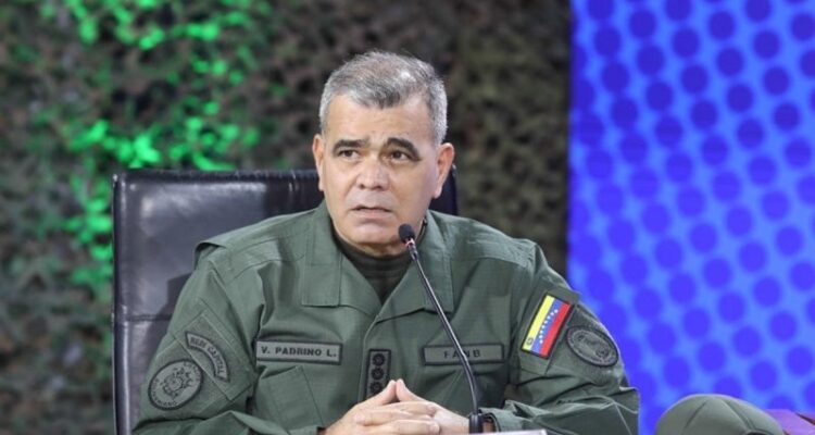 Ministro Padrino López: FANB se prepara para responder ante cualquier amenaza de EE. UU. o de quien sea 1 Padrino López
