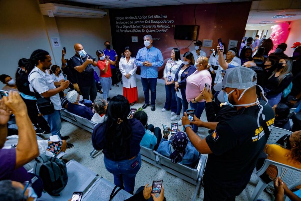 Gobernador Caldera anunció arranque de la Red Oncológica del Zulia para garantizar atención a pacientes del estado 2 WhatsApp Image 2025 09 03 at 6.06.08 AM