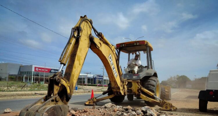 Alcaldía de Maracaibo reparó fuga de gas que afectaba distribución a mil familias en la parroquia Juana de Ávila 1 Fuga