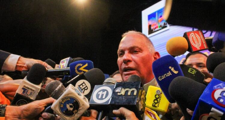 Alcalde Di Martino «Estemos alertas ante las amenazas de ataques extranjeros» 1 Di Martino