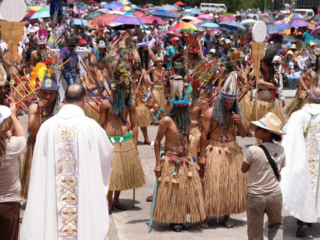Gobernador Caldera acompaña en Guanare celebración de los 373 años de la Virgen de Coromoto 3 WhatsApp Image 2025 09 09 at 9.31.35 AM 1