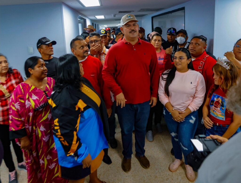 Plan de Asfaltado e inspección del Plan Cayapa en Hospital Parra León marcan gira del gobernador Caldera en Miranda 3 WhatsApp Image 2025 09 22 at 1.35.17 PM 2