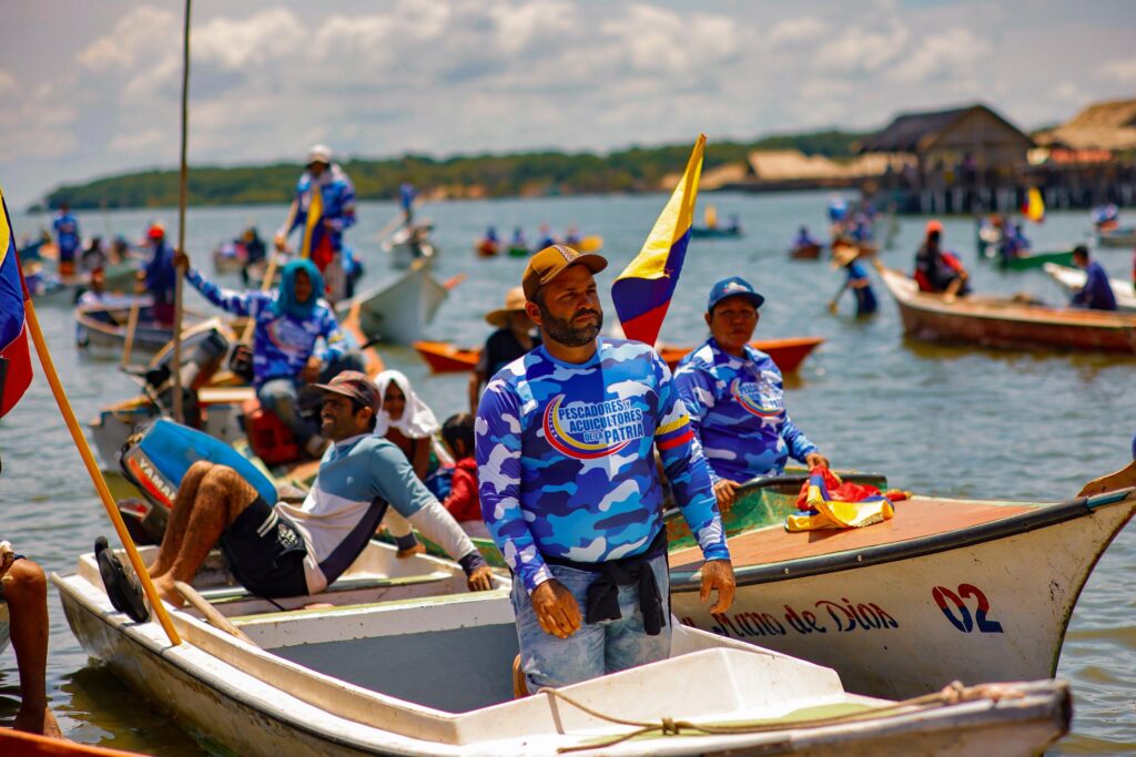 Pueblo pescador del Zulia elevó su voz junto al gobernador Caldera y la Fanb en defensa de la soberanía 3 WhatsApp Image 2025 09 22 at 1.35.17 PM 5