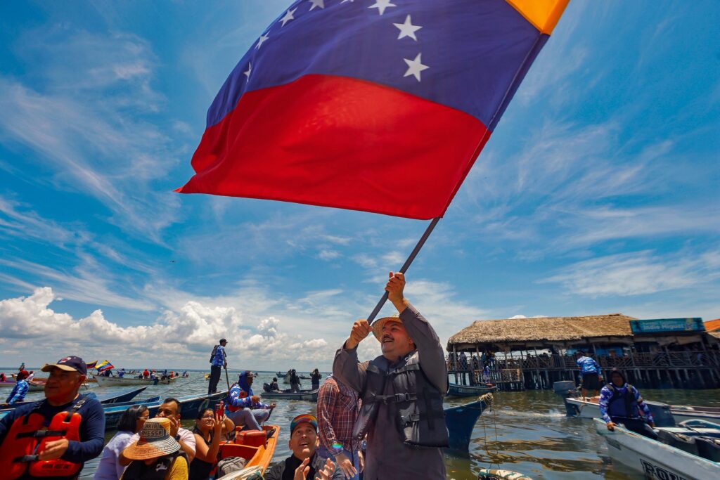 Pueblo pescador del Zulia elevó su voz junto al gobernador Caldera y la Fanb en defensa de la soberanía 4 WhatsApp Image 2025 09 22 at 1.35.17 PM 6