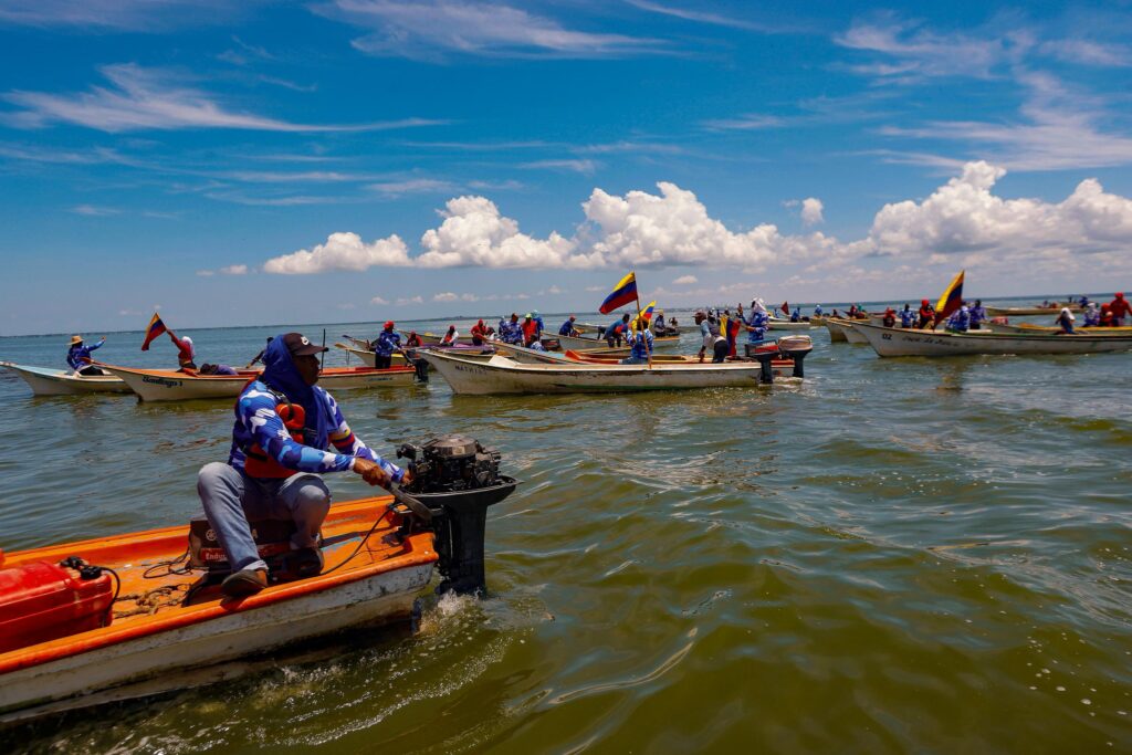 Pueblo pescador del Zulia elevó su voz junto al gobernador Caldera y la Fanb en defensa de la soberanía 5 WhatsApp Image 2025 09 22 at 1.35.17 PM 7