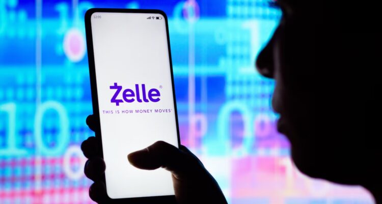 Zelle prohibió el uso de su plataforma al yerno del General en Jefe Padrino López 1 Zelle