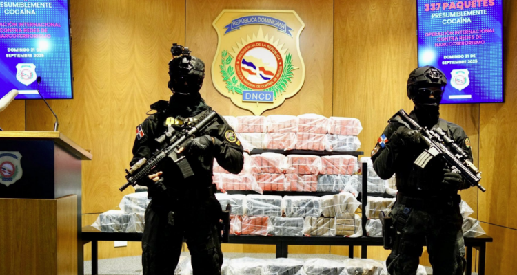 Cuarta narcolancha atacada por EE. UU. llevaba 1.000 kilos de cocaína: Dominicana incautó la droga 1 Republica