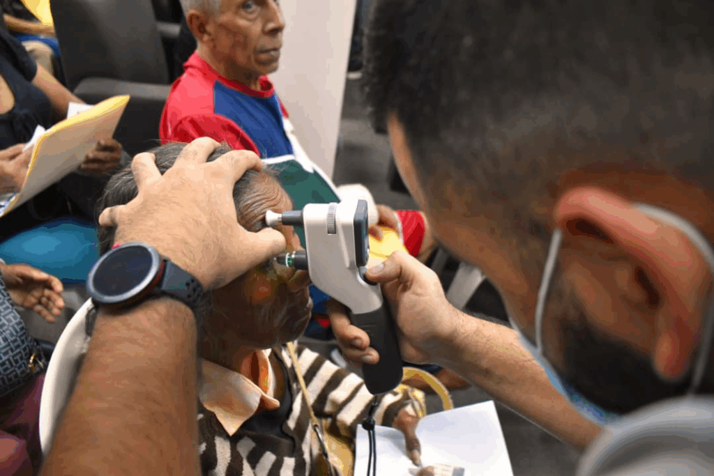 Más de 500 pacientes serán intervenidos a través del Plan quirúrgico de cataratas «Que bien te ves, San Francisco» 4 image 414 1024x683 1