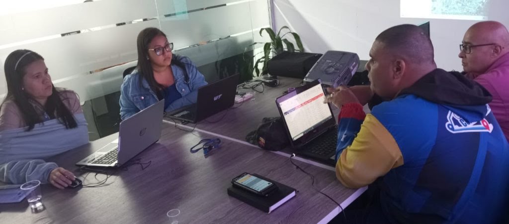 Alcaldía de Maracaibo adelanta homologación de datos cartográficos y circuitos comunales 3 1000977467 1024x450 1