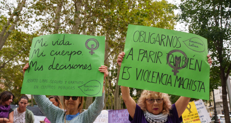 España inició el blindaje constitucional del derecho al aborto 1 Aborto