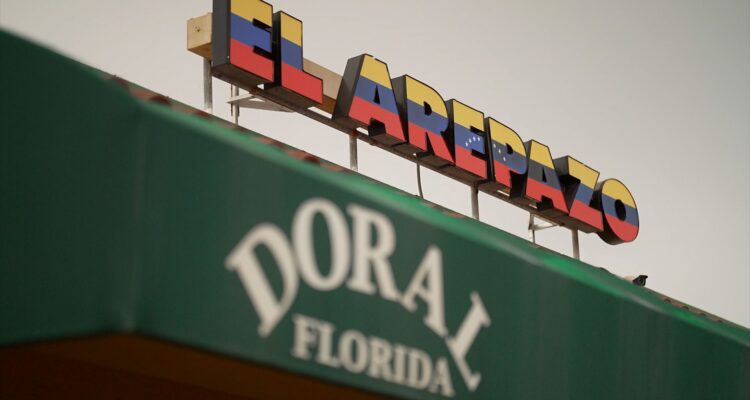 Las redadas han dejado casas vacías y desesperación en el Doral, Florida 1 Doral