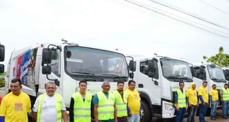 Alcaldía Bolivariana de Maracaibo incorpora a cuatro parroquias a la recolección domiciliaria tres veces por semana y suma cinco camiones compactadores más 1 IMG 20251012 WA0130