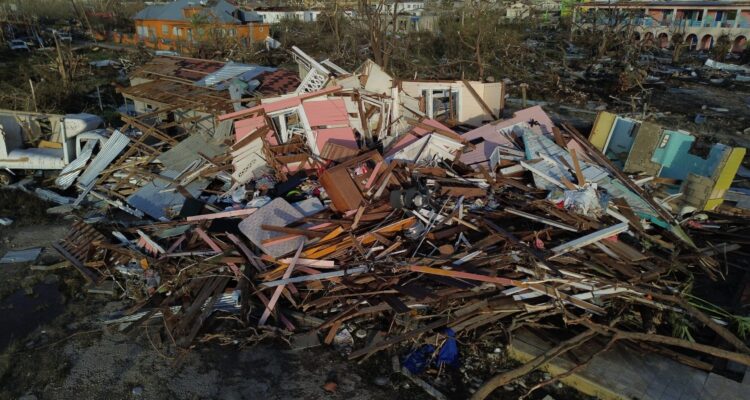 Aumentó a 19 los muertos en Jamaica por el paso del huracán Melissa 1 Jamaica