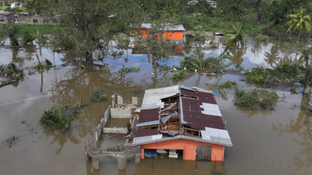 Huracán Melissa dejó un rastro de destrucción y 32 muertos en su paso por el Caribe 2 Melissa