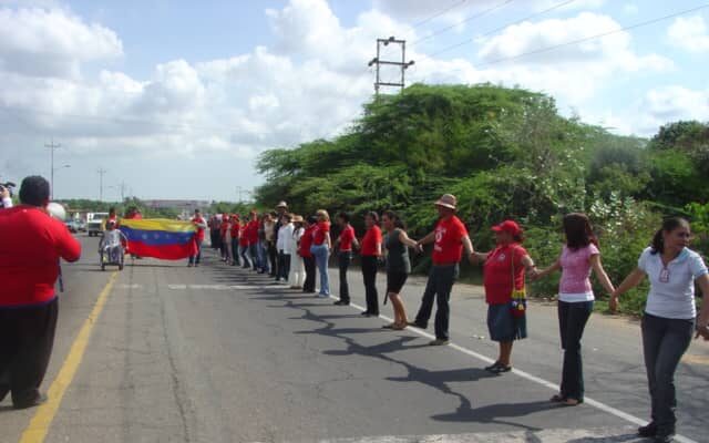 Zulia | El pueblo mirandino clama al cielo por el corredor vial que une al municipio con la carretera Zulia-Falcón... El Proyecto por la Vida 1 PHOTO 2025 10 17 12 51 47
