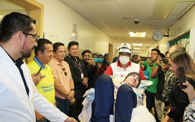 Joven venezolano recibió el alta médica en Ecuador después de pasar tres años en cuidados intensivos 1 Venezolano