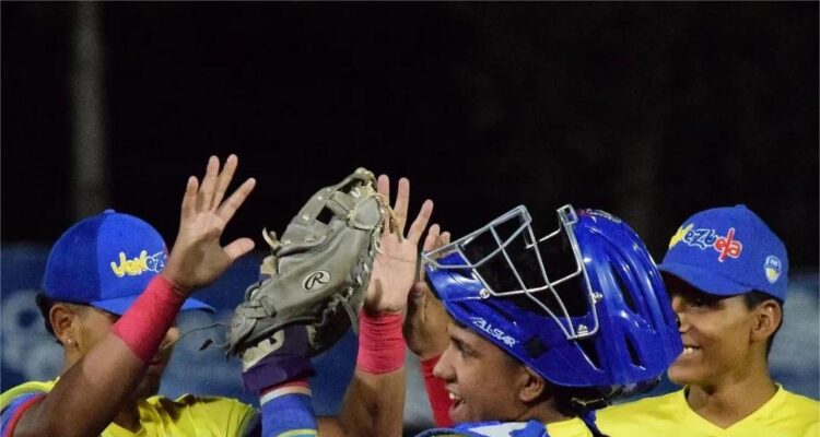 Softbol